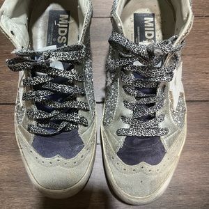 Golden Goose Size Mismatch 36 right 37 left foot